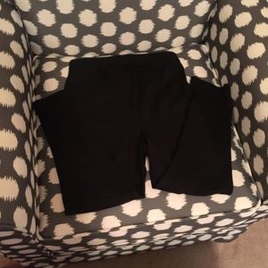 Maternity workout capris